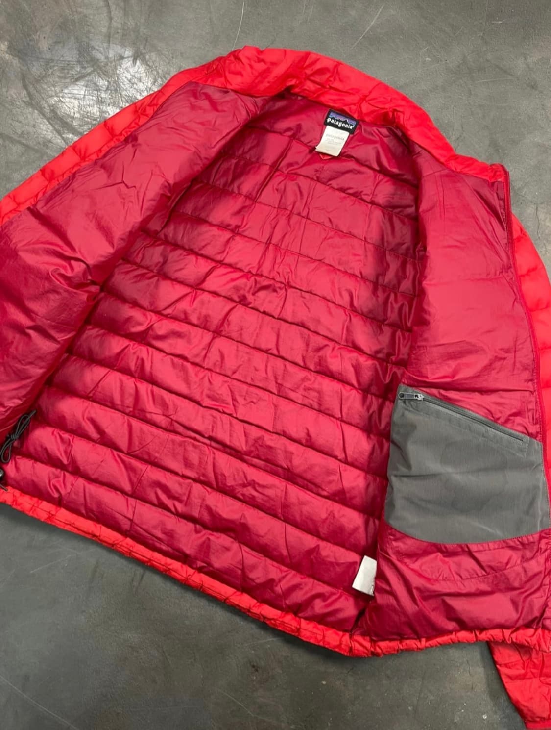 파타고니아 다운스웨터 경량패딩 상품이미지3