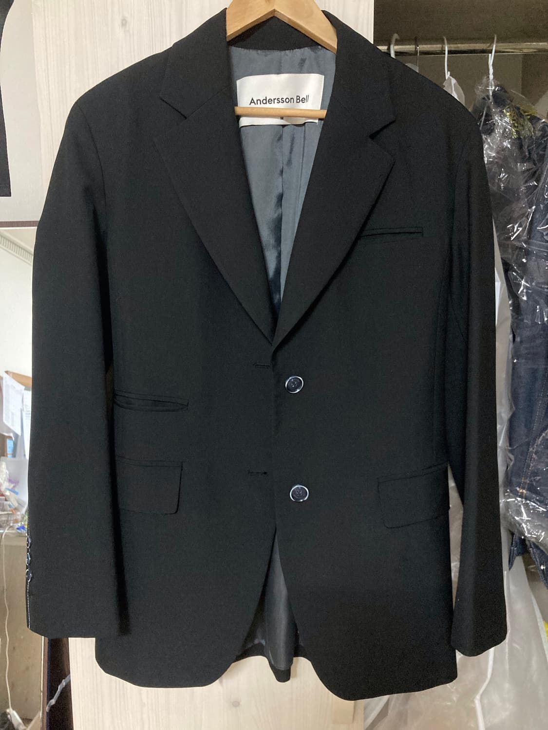 앤더슨벨 카티나 스티치 자켓 19S/S 블랙 (착샷 있음) 상품이미지1