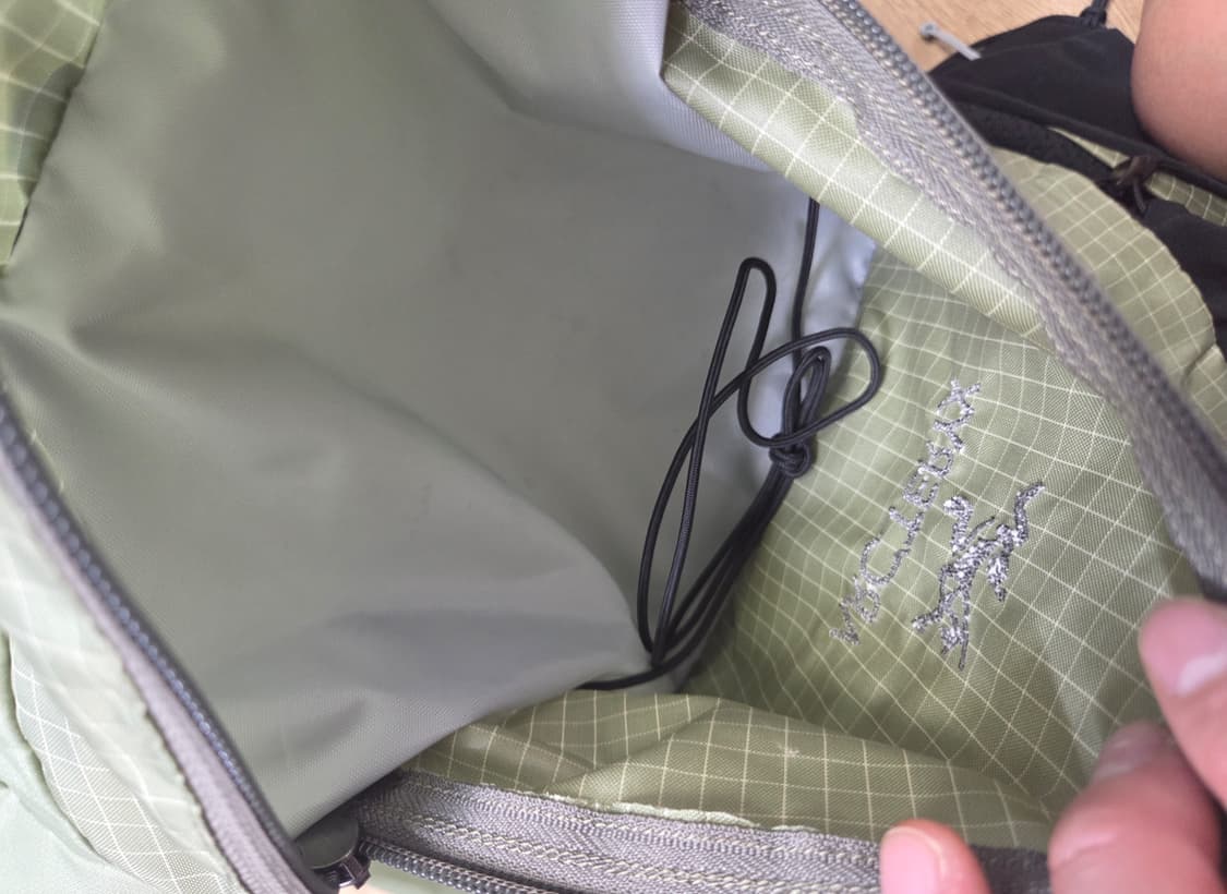 아크테릭스 에어리어스 35 카키 배낭 상품이미지4