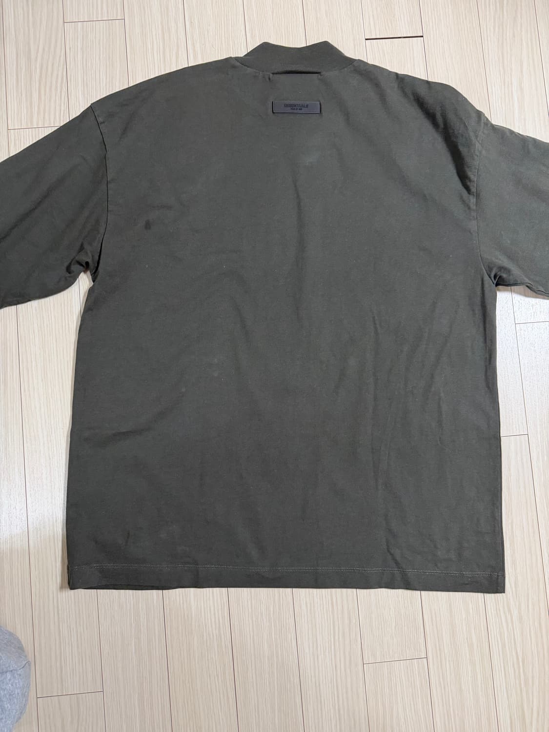 피어오브갓 에센셜 맨투맨 상품이미지3