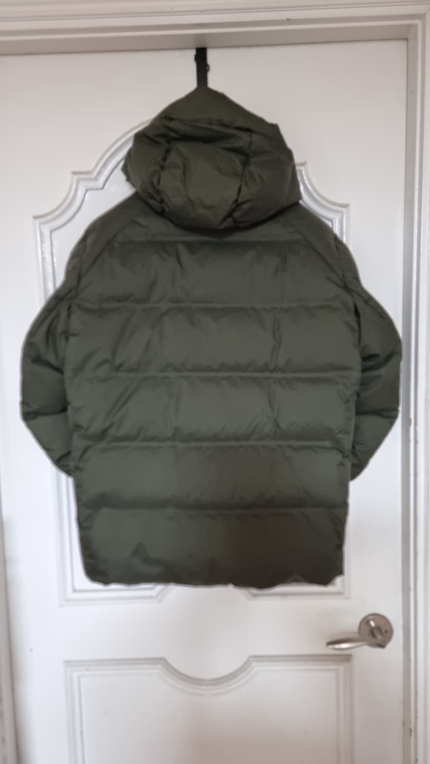 유니클로 심리스 다운 패딩 L 상품이미지3