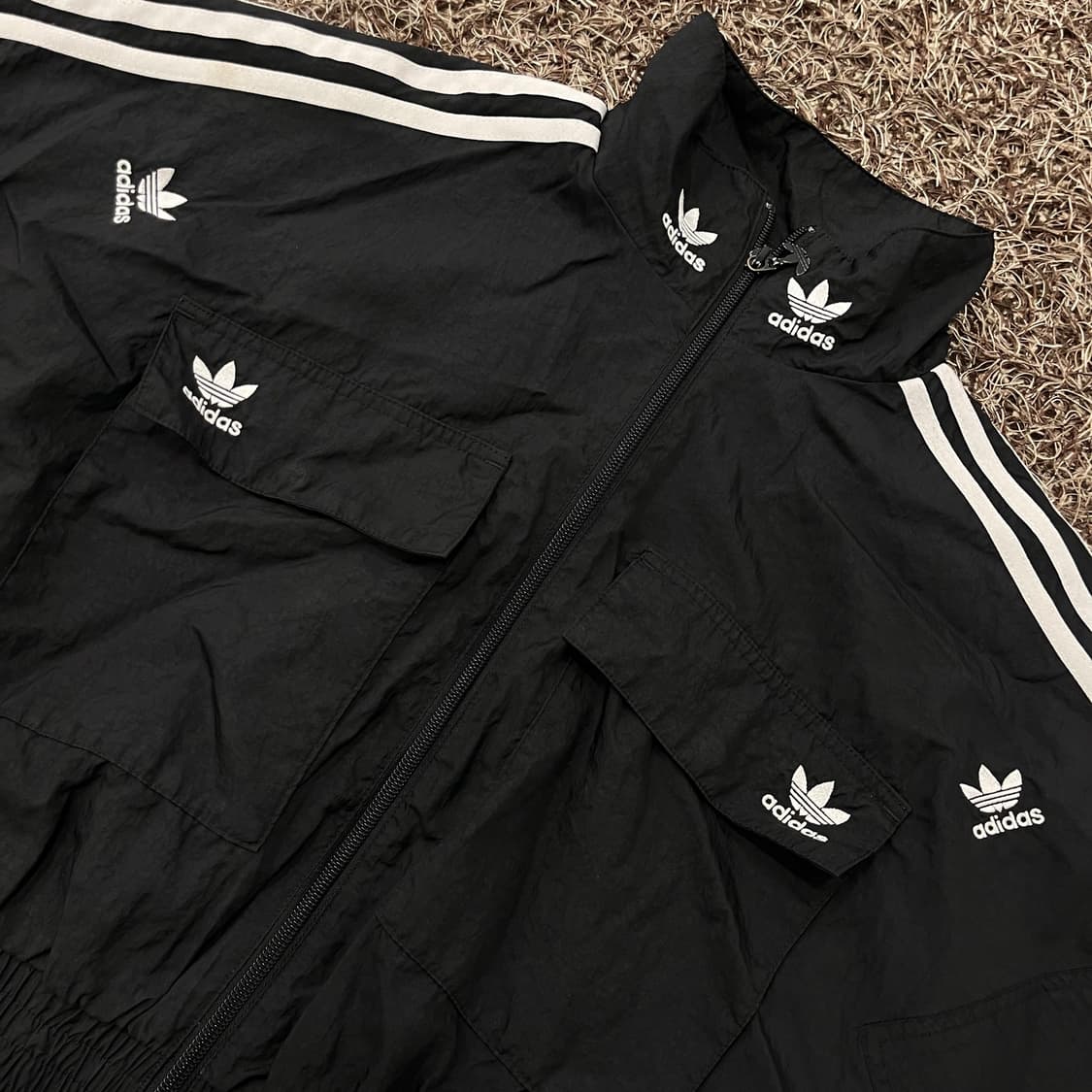 XS 아디다스 크롭 바람막이 자켓 상품이미지2