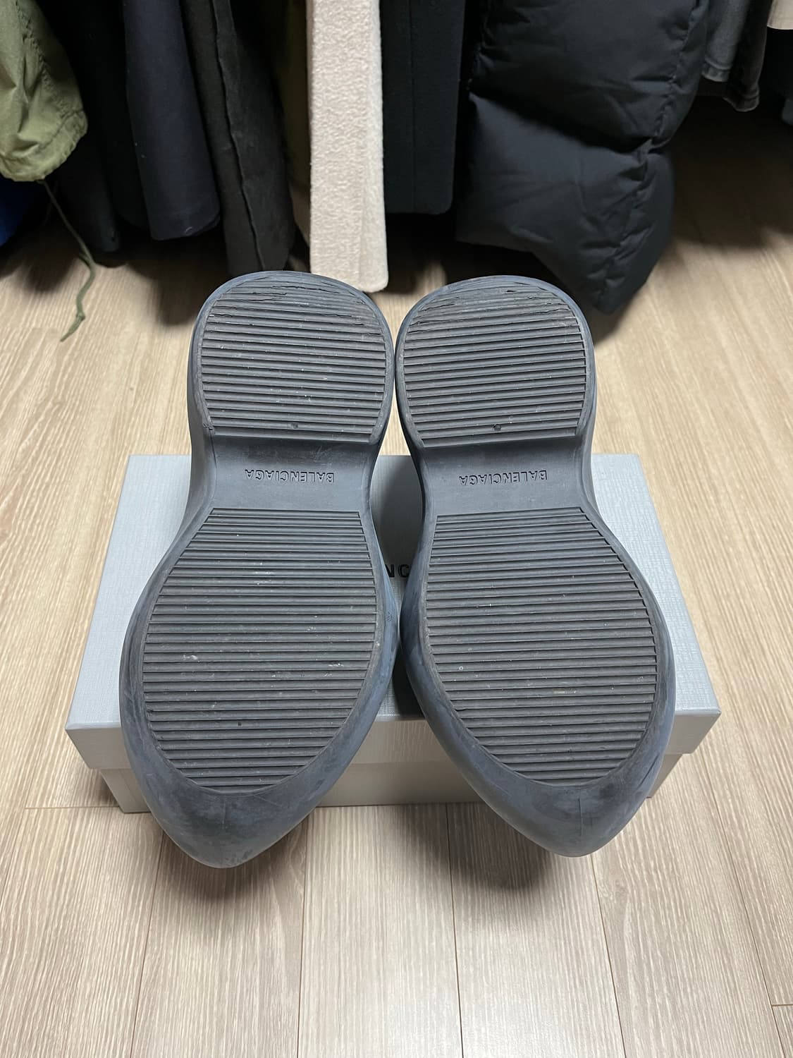 발렌시아가 테크노 뮬 무광 블랙 상품이미지2