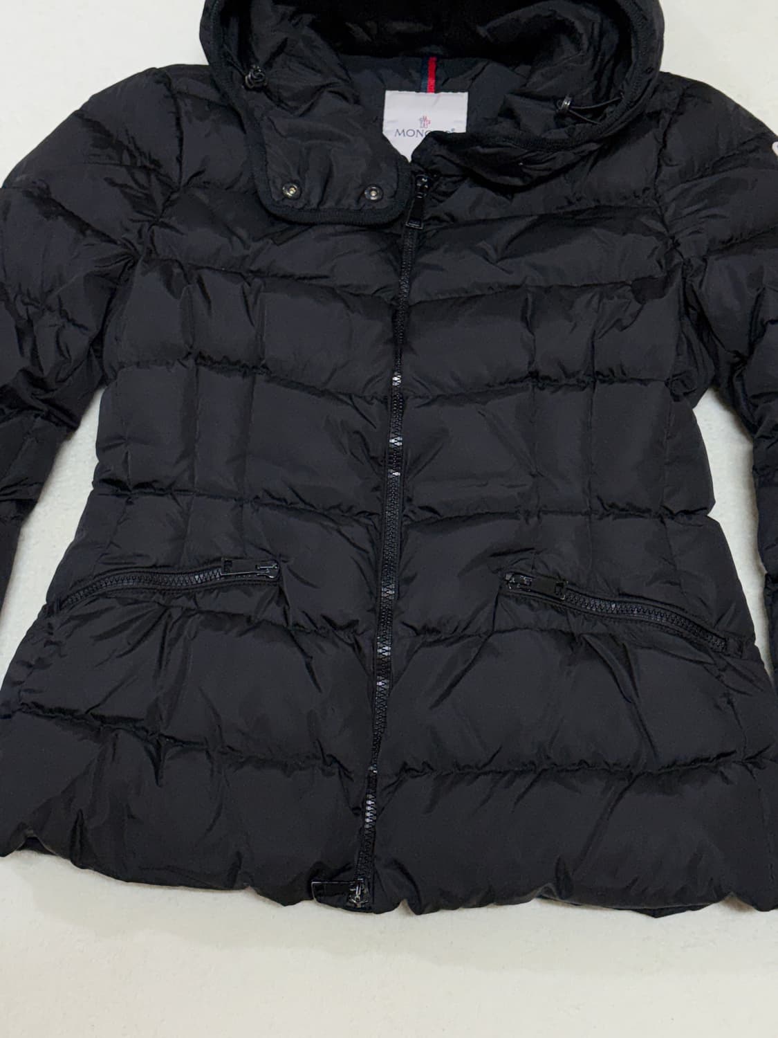 (상태굿) 몽클레어 여성 패딩 2 몽클레어 여성 후드 패딩 2 상품이미지3