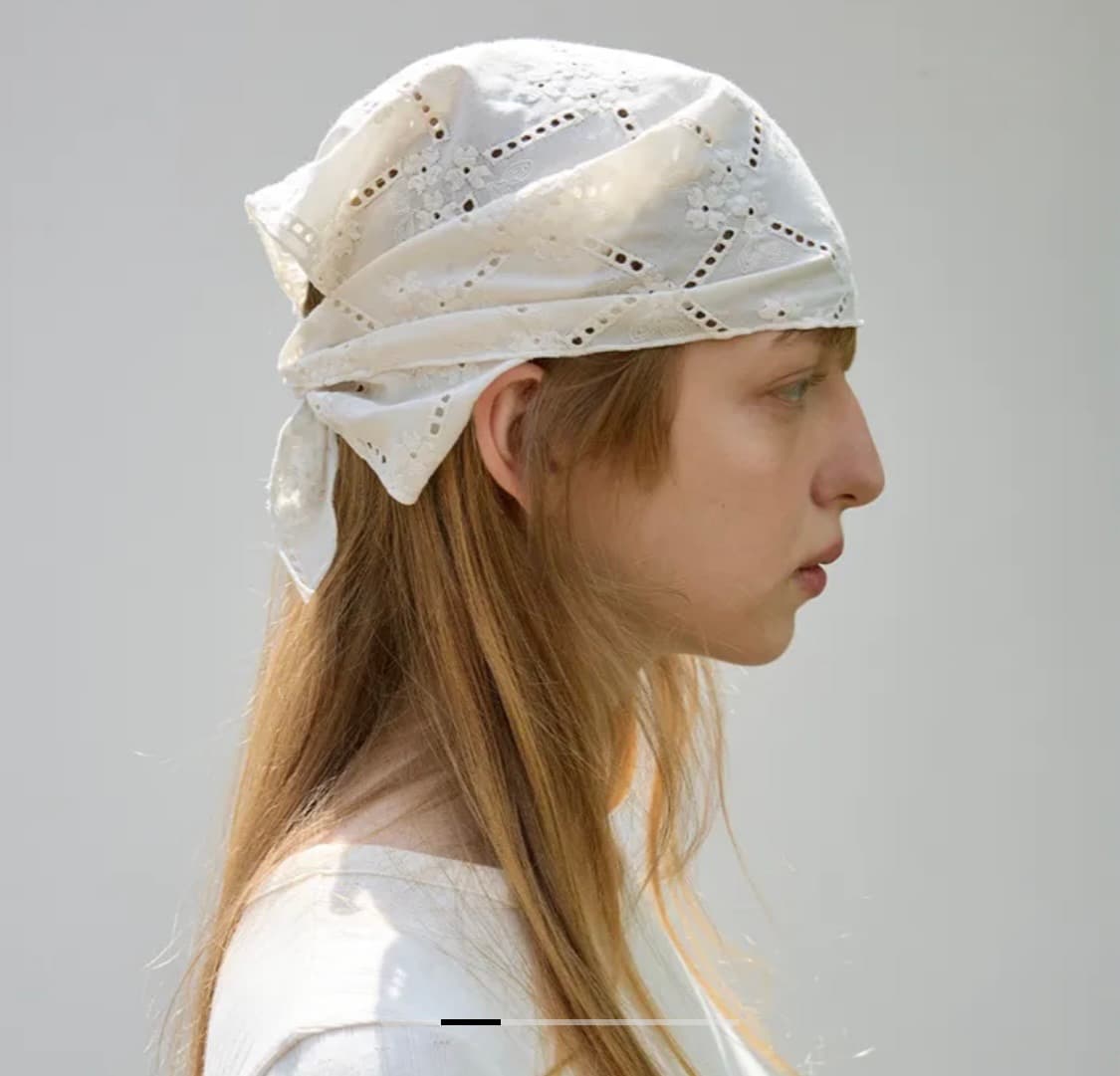 펀프롬펀 Embroidered Lace Scarf 상품이미지3