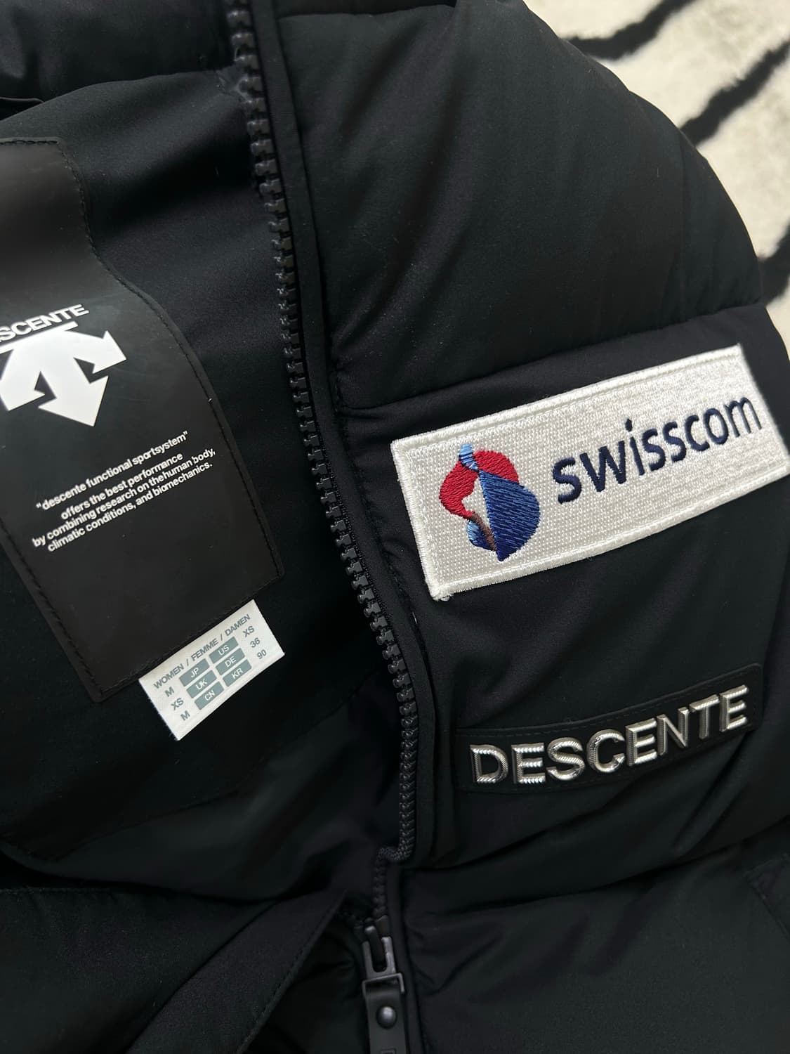 [S]데상트 아우디 패딩 조끼/블랙 상품이미지4