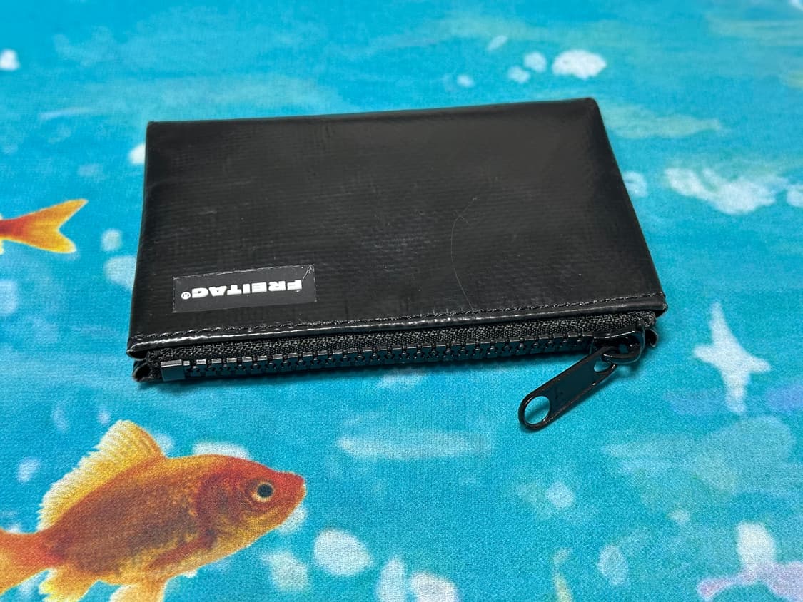 (NEW) 프라이탁 새상품 올검정 카드지갑 블레어 판매 상품이미지3