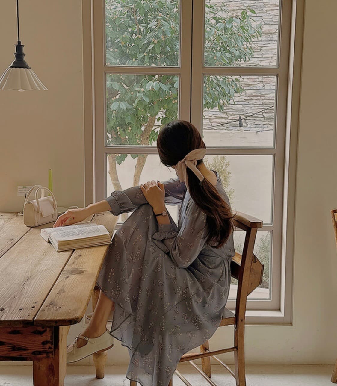 (미개봉, 새상품) 리리앤코 예리 플라워 롱 원피스 긴팔 소라 2사이즈 상품이미지4