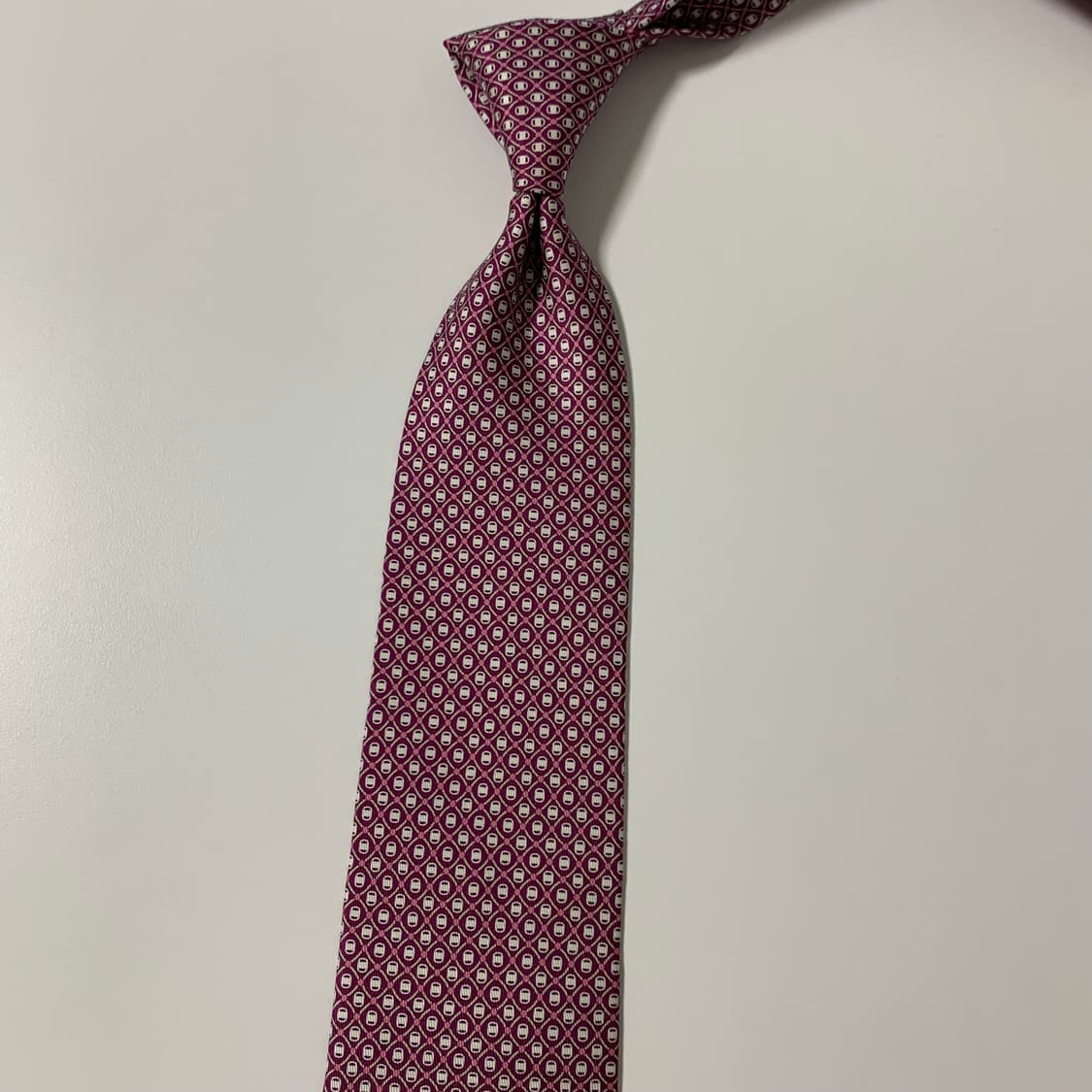 페레가모(Ferragamo) 명품 클래식 이태리넥타이 A+등급 8cm 상품이미지8
