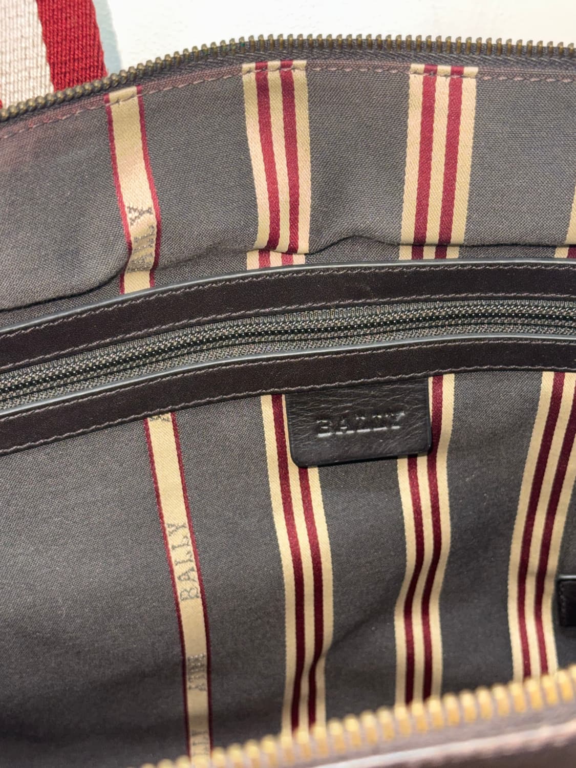 발리 가죽 서류 가방 상품이미지10