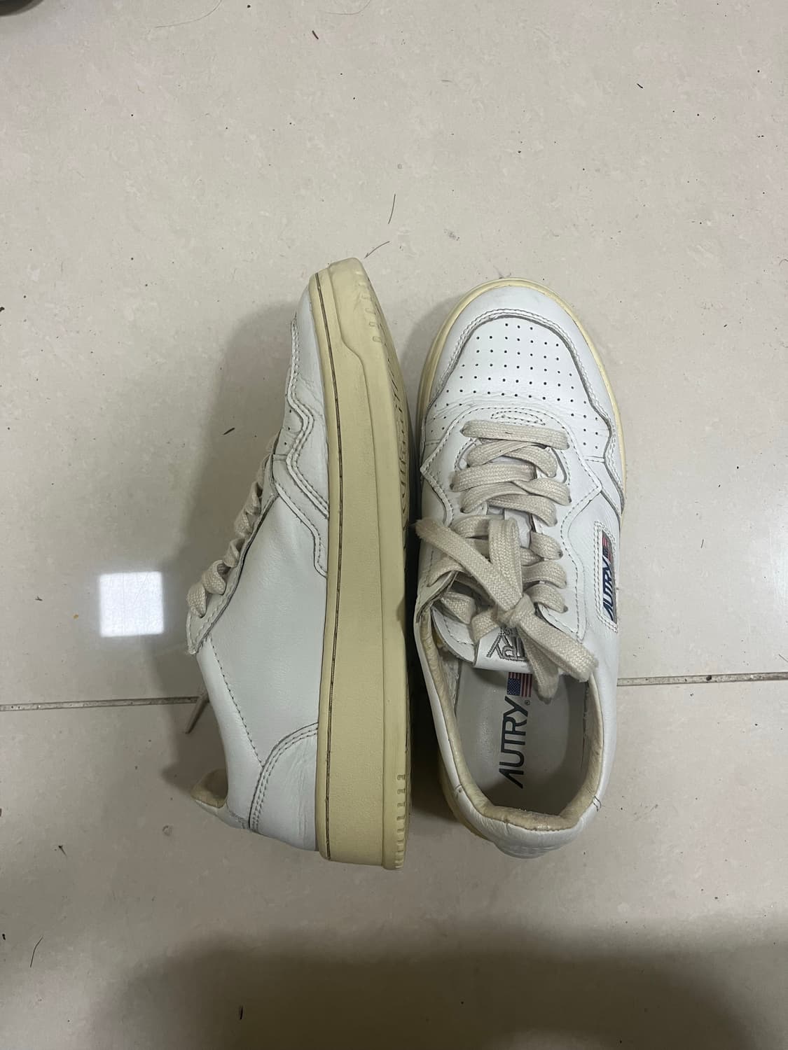 Autry Medalist Low White (Size 38) 상품이미지4