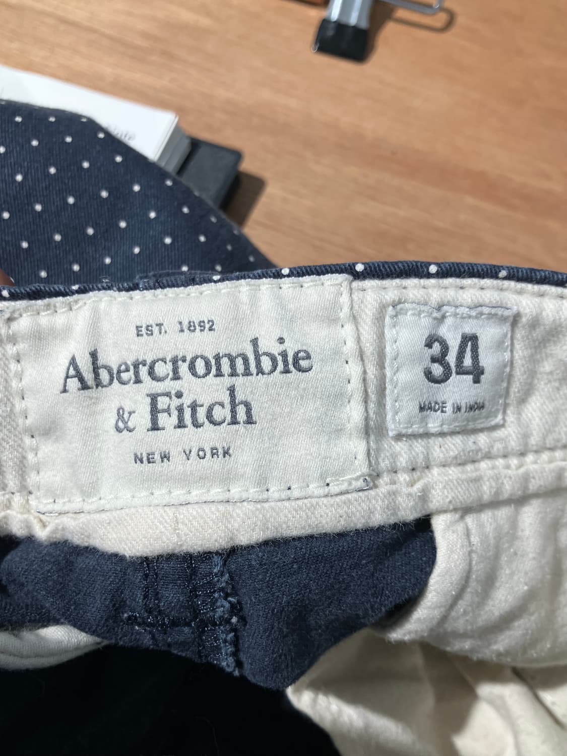 Abercrombie & Fitch 도트 패턴 치노 쇼츠 34 상품이미지6