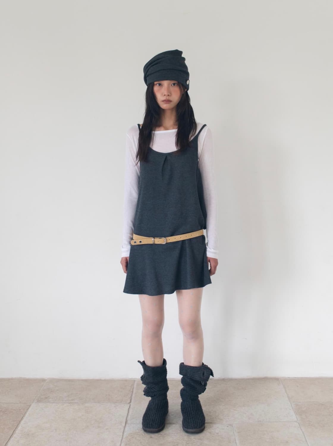 온스카 휘핑 헤어밴드&비니 (차콜) 마뗑킴/아캄/미세키서울/코이세이오 상품이미지3