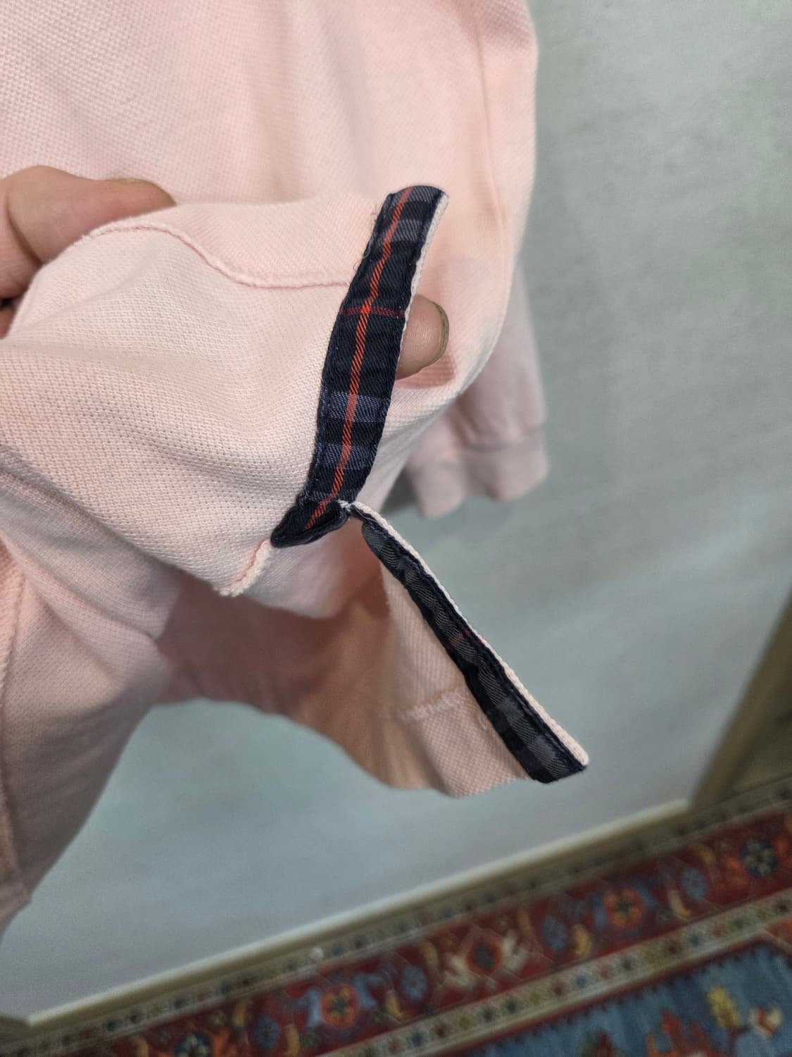 버버리 올드스쿨 빈티지 월계수 자수로고 카라긴팔 s 상품이미지9