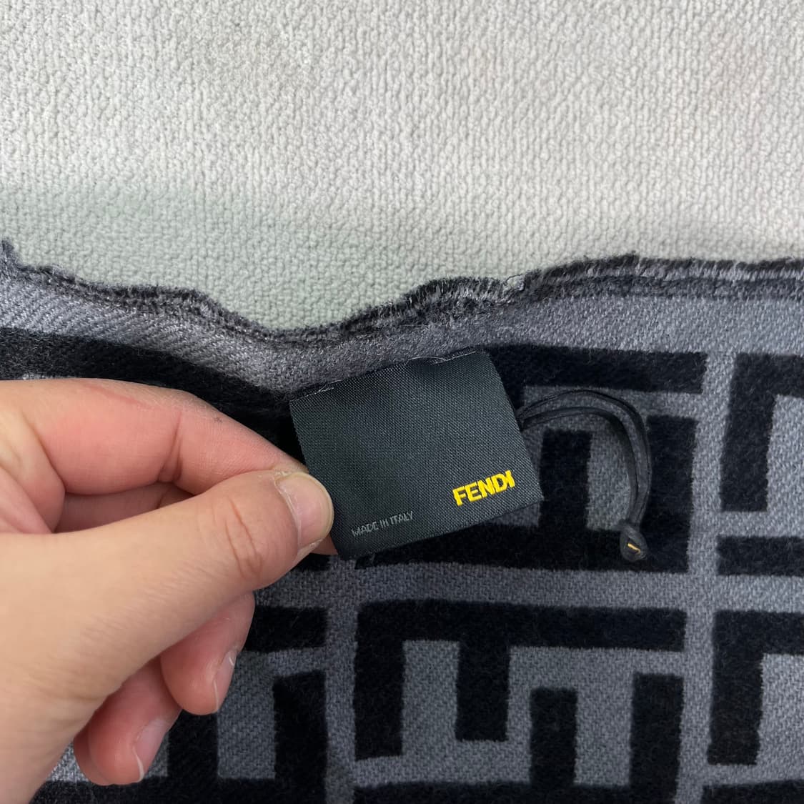 펜디 주카패턴 울 머플러  상품이미지4