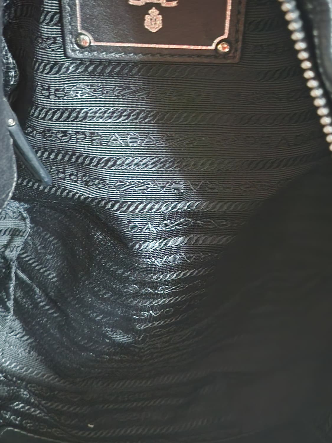 프라다 레더 카프스킨 은장 호보 숄더백 BR3795 상품이미지5