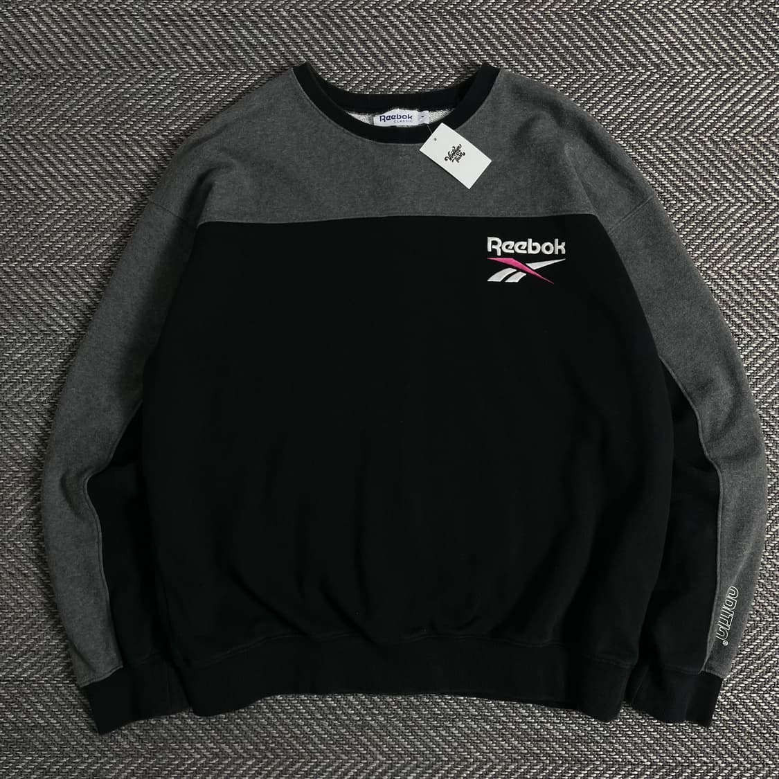 리복 올드스쿨 빅로고 박시핏 맨투맨o 3030 상품이미지1