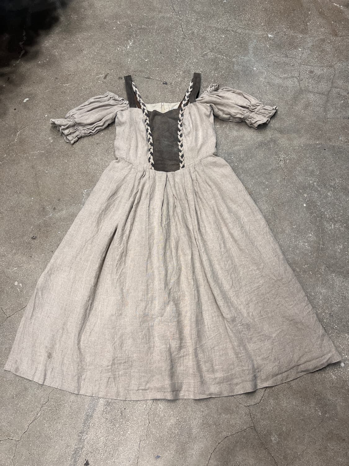 티롤리안 리넨 원피스  상품이미지1