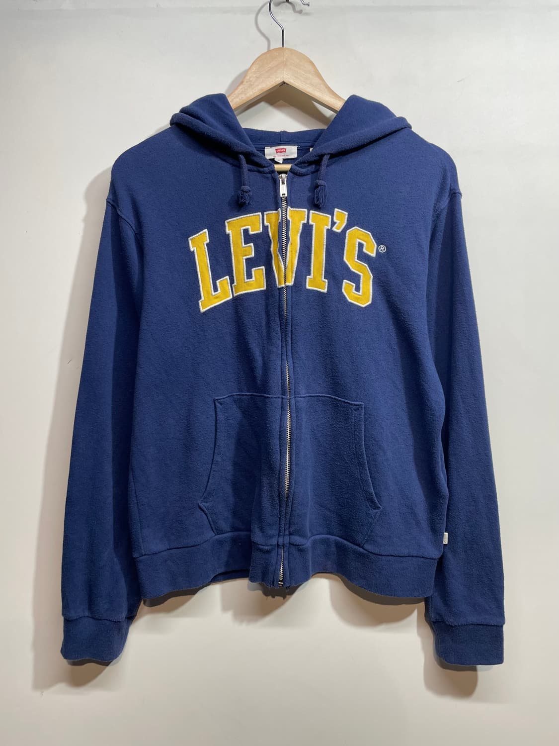 리바이스 네이비 로고 후드집업 상품이미지2