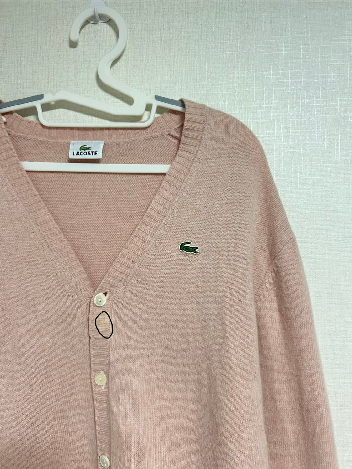 라코스테 일본판 브이넥 울 니트 가디건 베이비 핑크 연핑크    상품이미지5