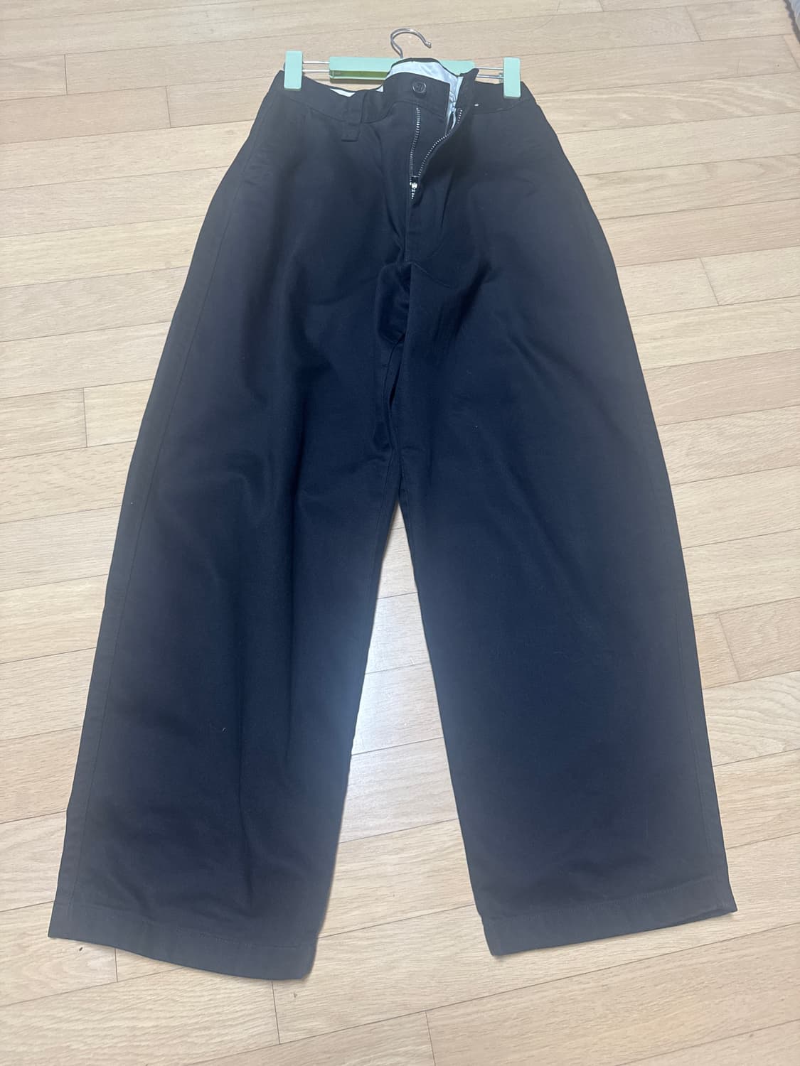 와이드 핏 치노팬츠 블랙 상품이미지3