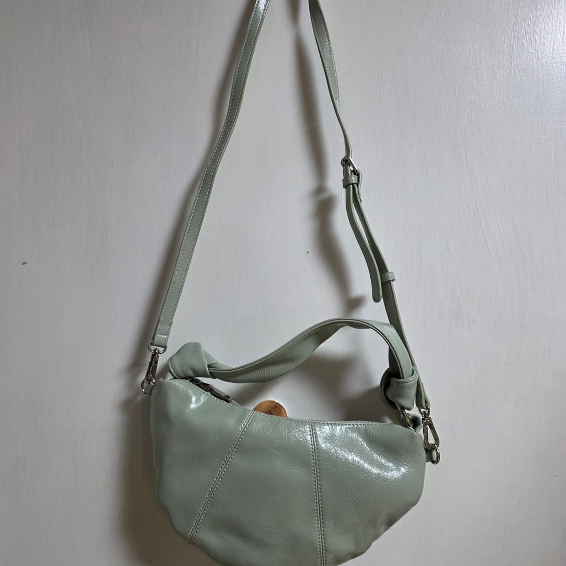 새상품) 에잇세컨즈 크로와상백 상품이미지2