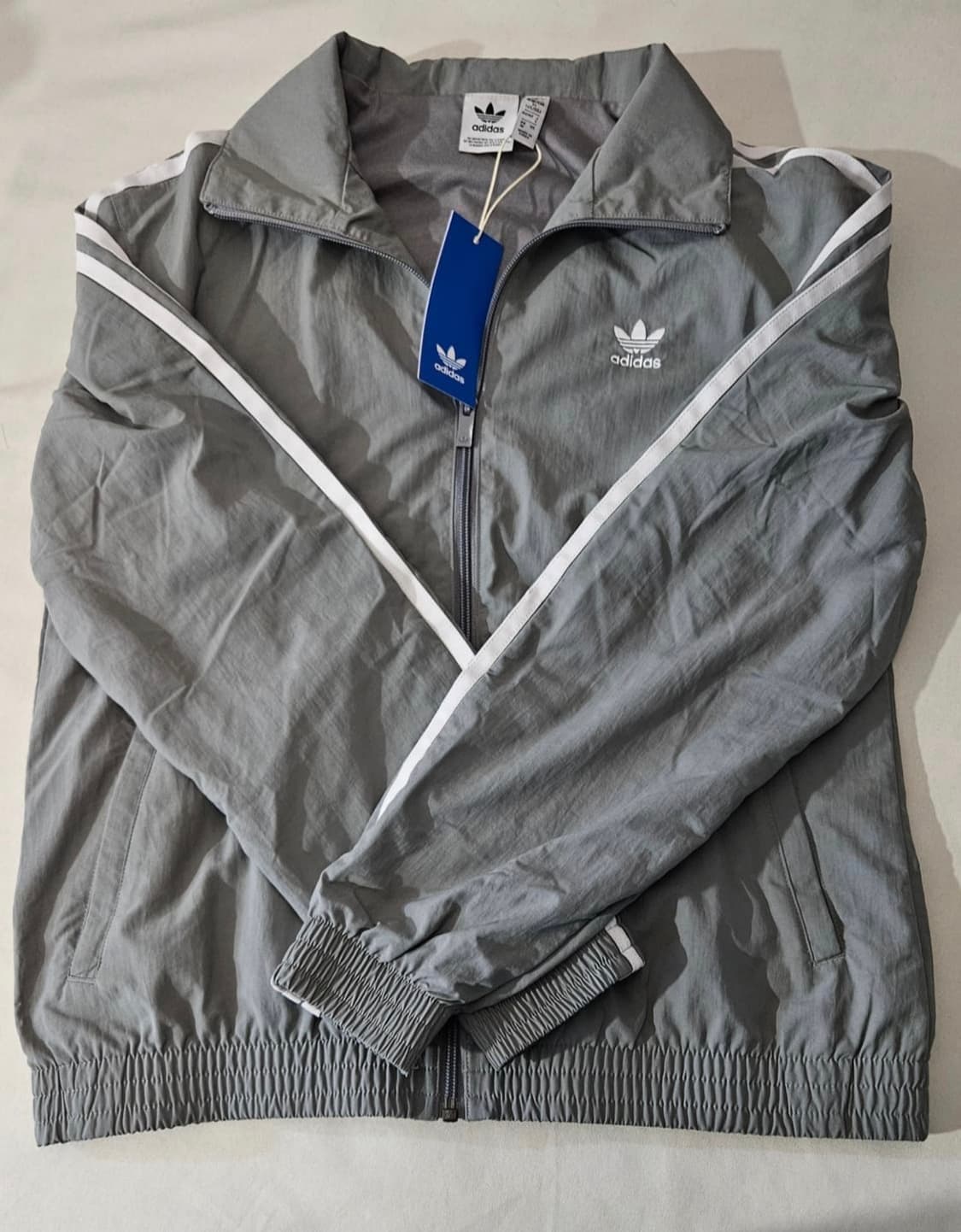 아디다스 우븐 트랙탑 상품이미지1