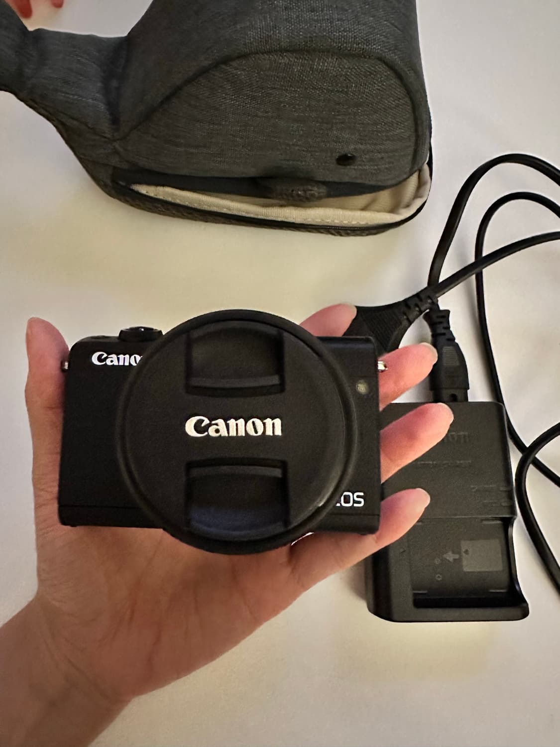 캐논 EOS M100 블랙 카메라 상품이미지2