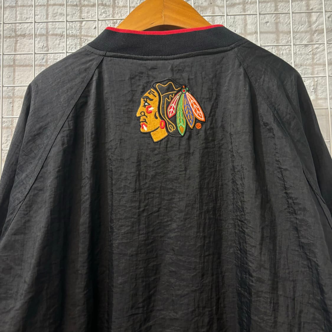 90s 프로 플레이어 올드스쿨 시카고 블랙 호크스 웜업 XL 상품이미지7