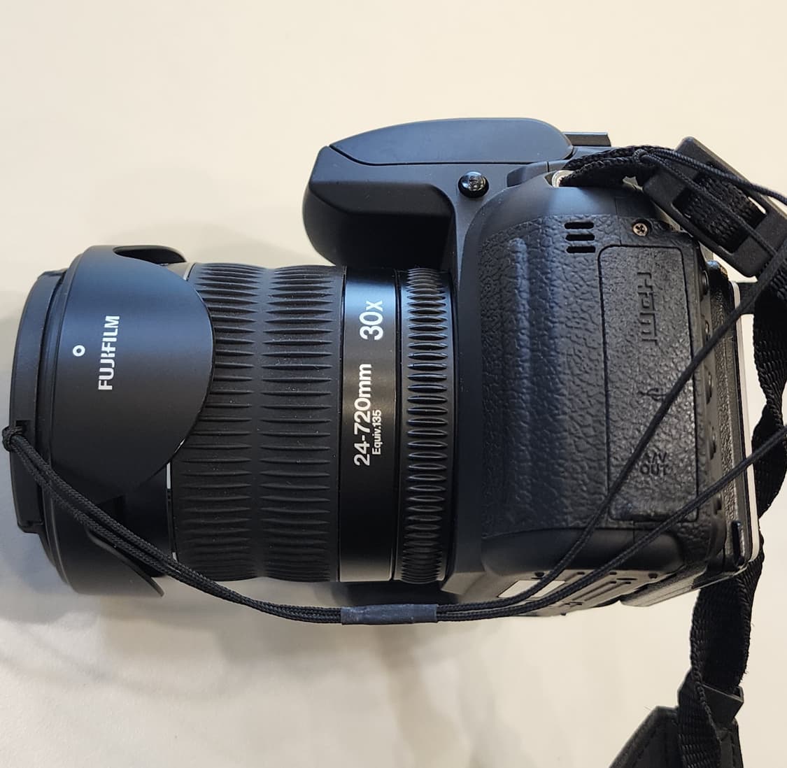 후지필름 하이엔드 finepix hs30exr 디지털카메라 팝니다. 상품이미지6