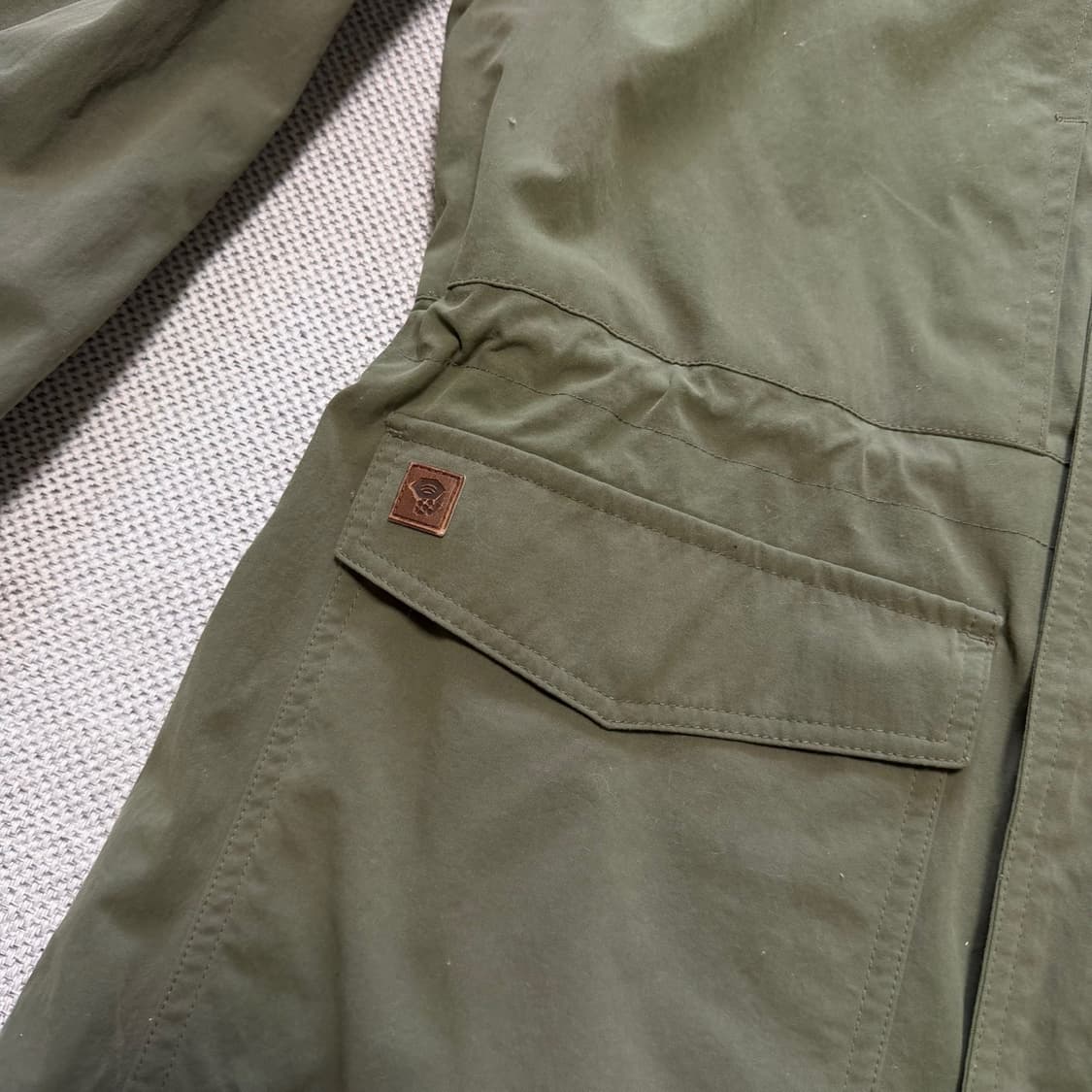 마운틴하드웨어 바람막이 후드 자켓 상품이미지3