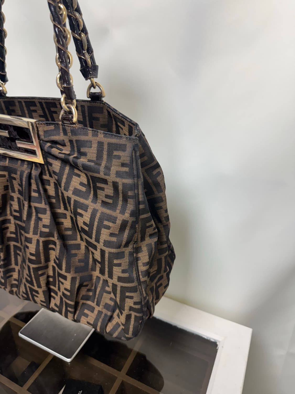 정품 펜디 주카 숄더백 상품이미지2