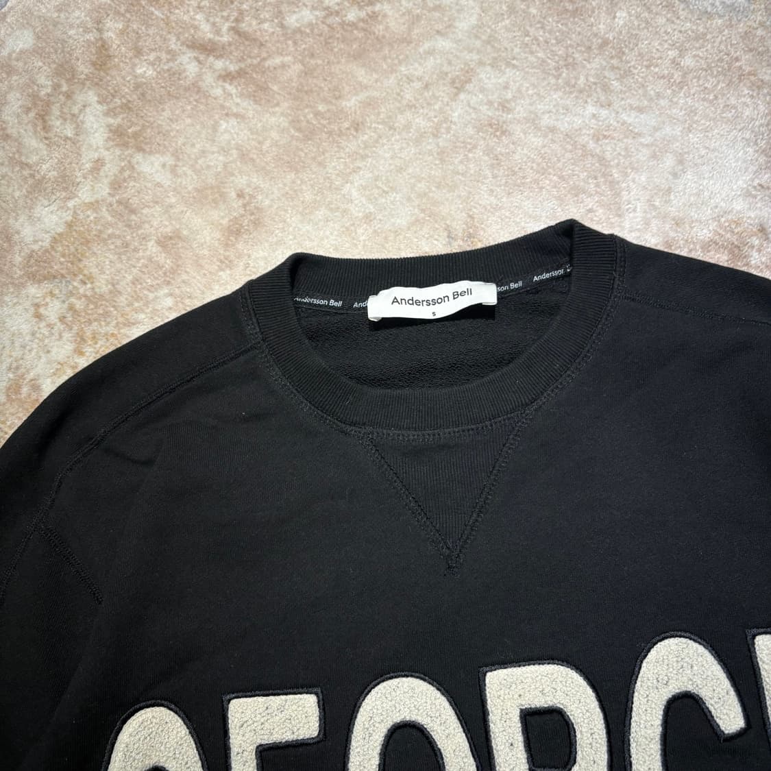 엔더슨벨 빈티지 빅로고 맨투맨 상품이미지3