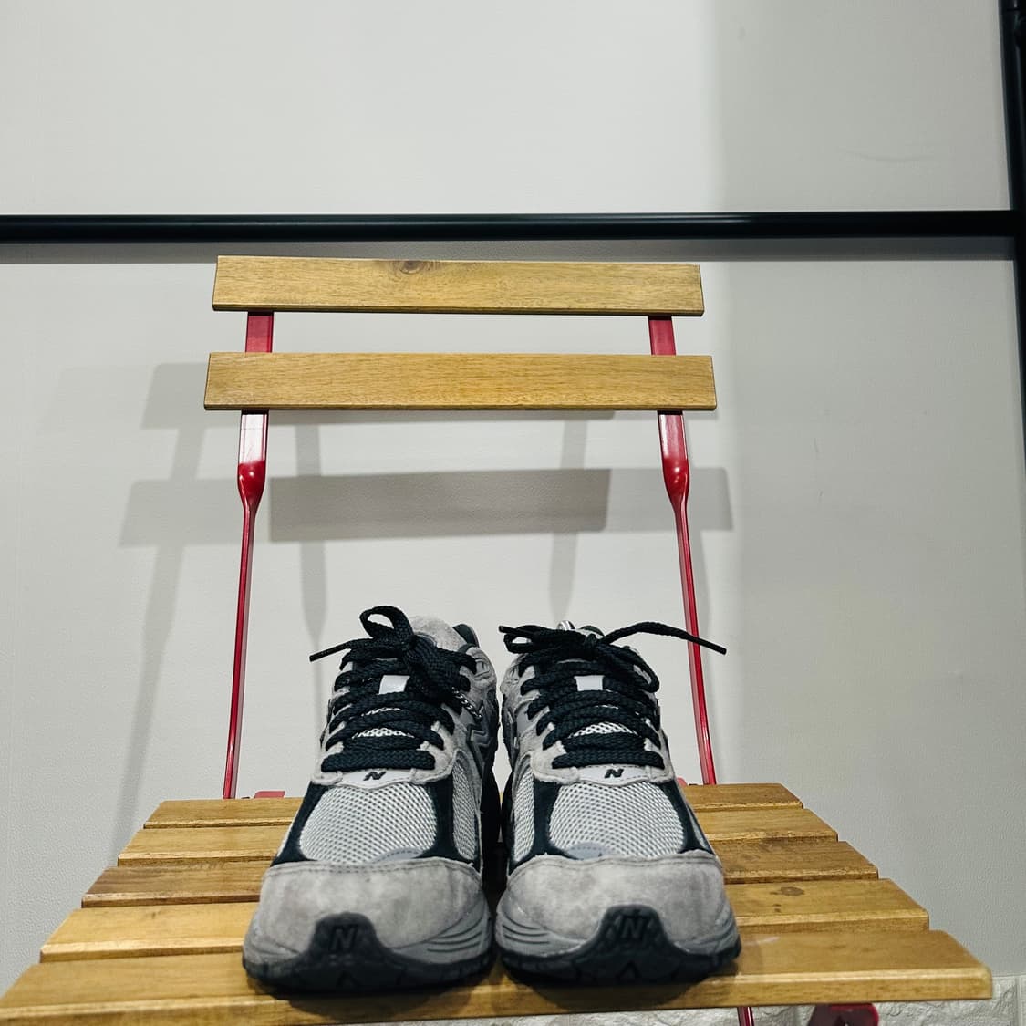 235) 뉴발란스 운동화 여성 여자 신발 2002R 그레이 상품이미지2