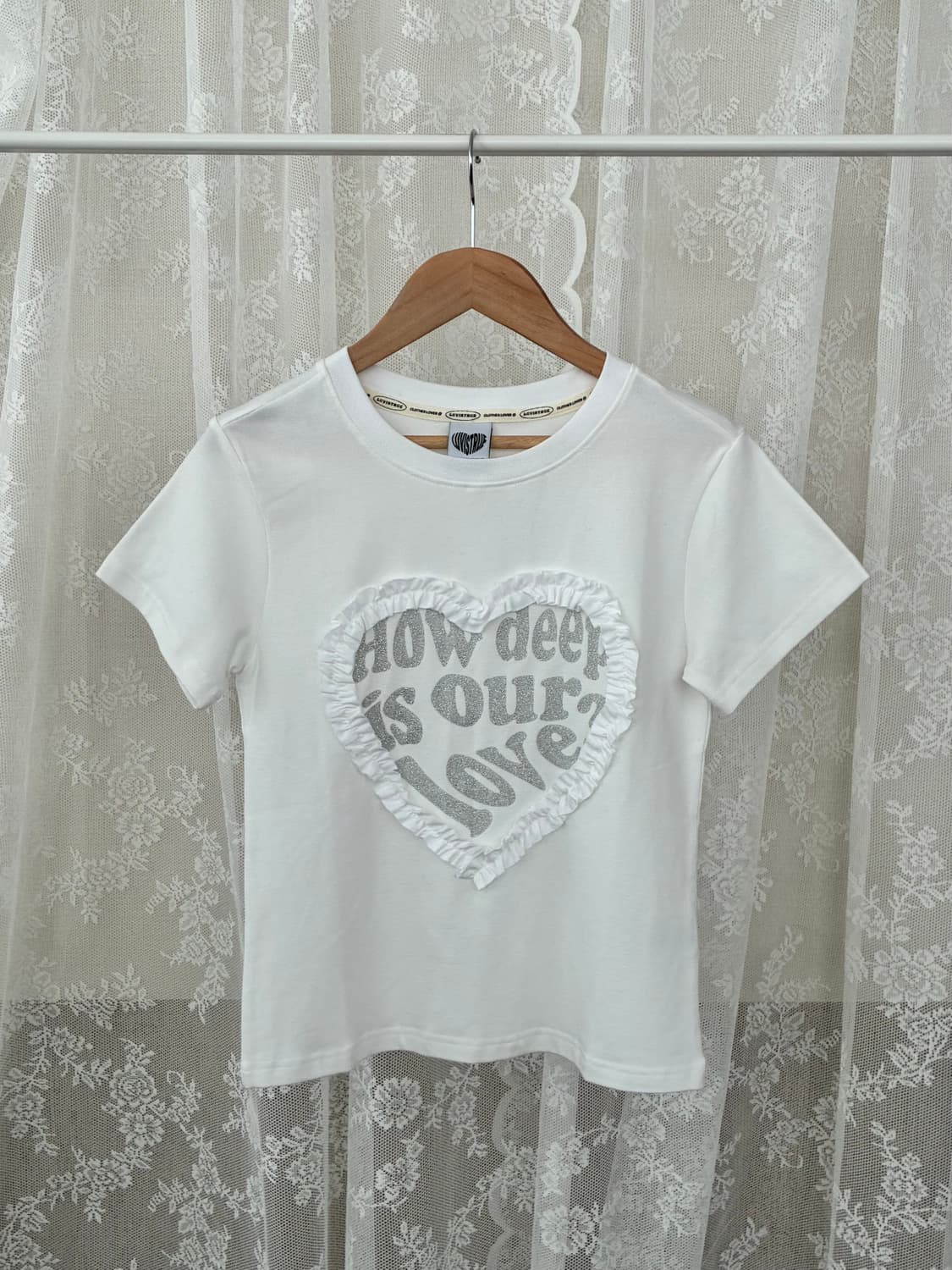 F) 러브이즈트루 레이스 러브 반팔 티셔츠 화이트 상품이미지1