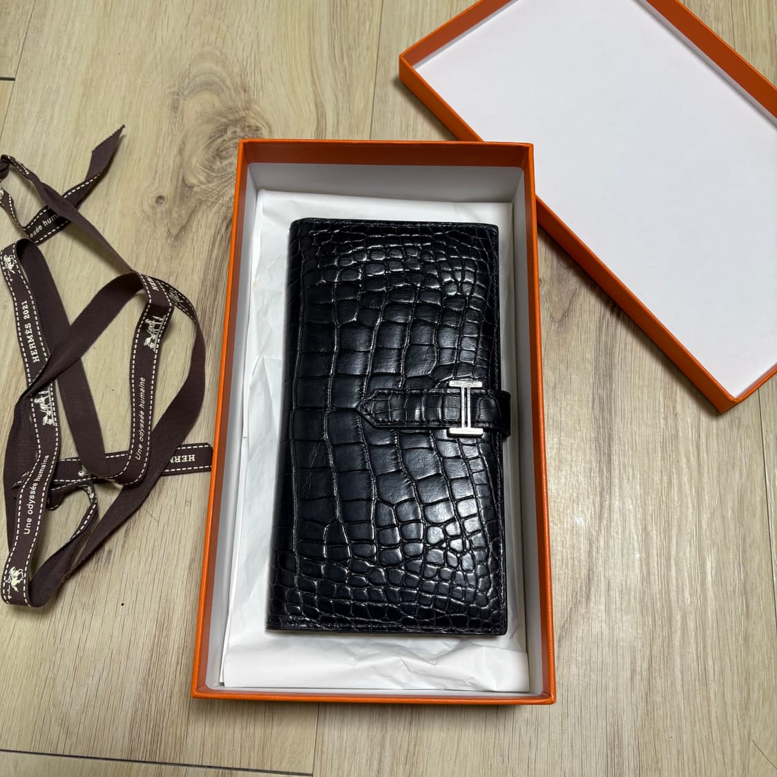 [새상품급] 에르메스 악어 와니 베안 장지갑 상품이미지1