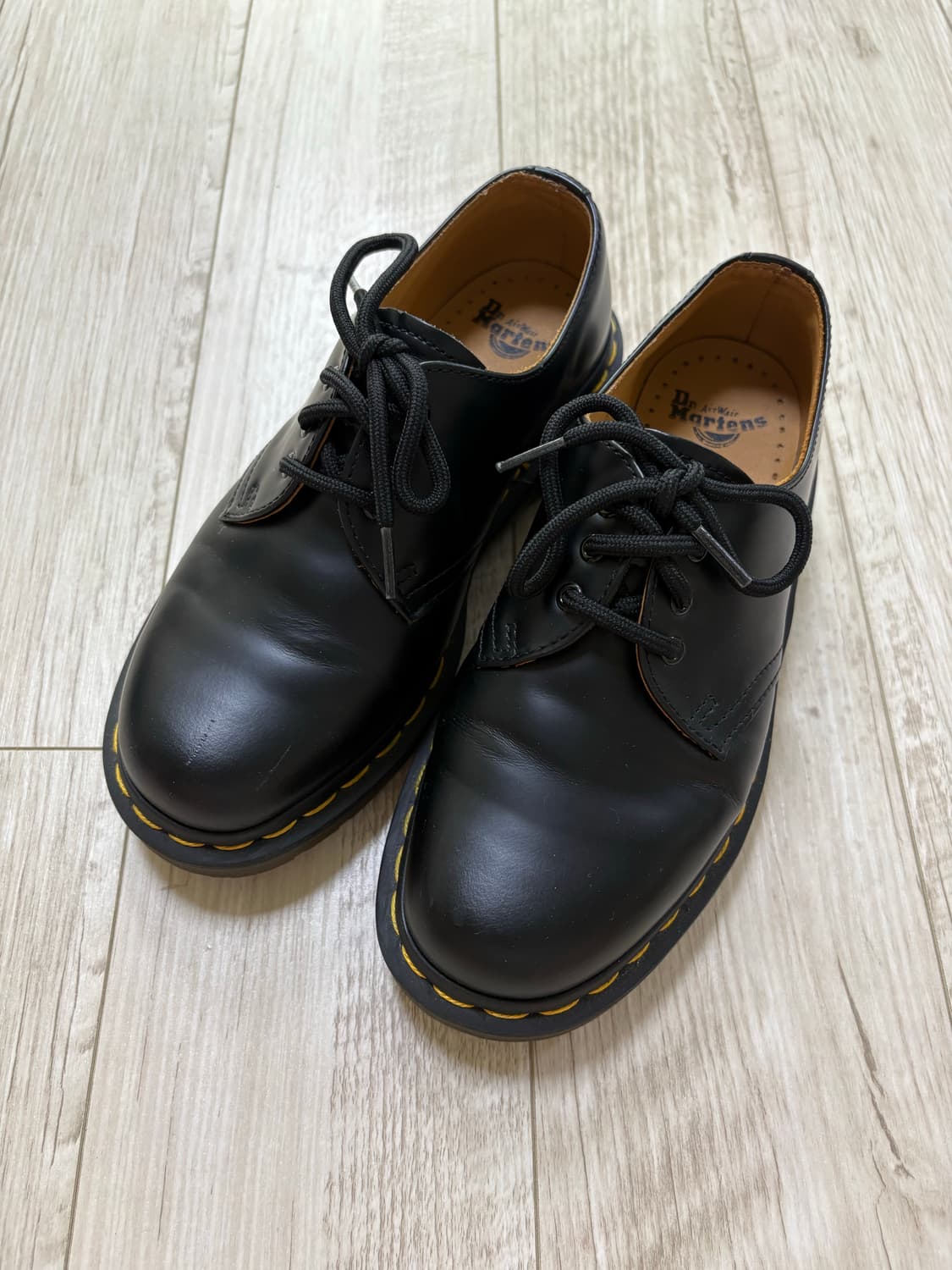 닥터마틴 1461 3홀 스무스 230 상품이미지1