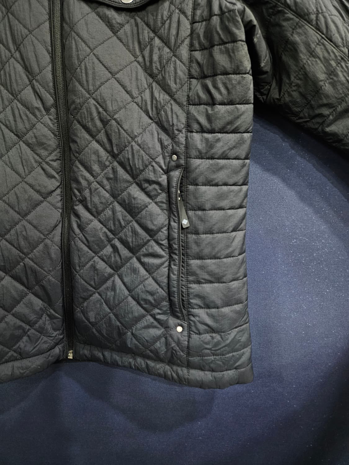 콜롬비아 옴니히트 다크그레이 남성 슬림핏 95 경량패딩  상품이미지6