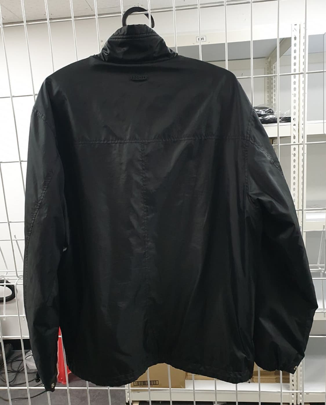 보그너 정품 바람막이 105사이즈 팝니다 상품이미지2