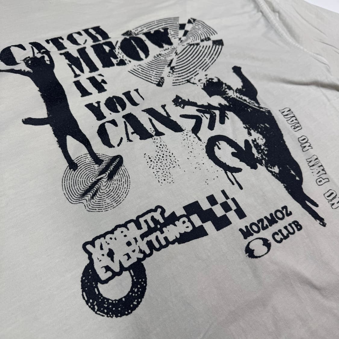 모즈모즈 클럽 그래픽 반팔 티셔츠 상품이미지2