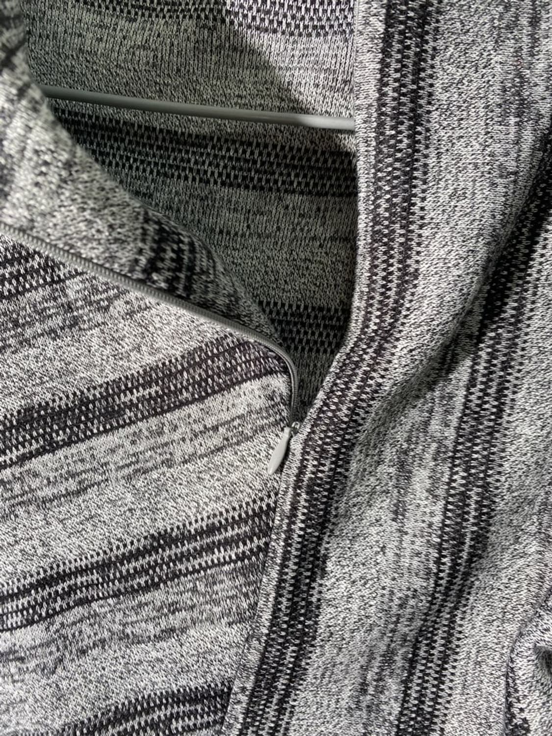 tomomi 반집업 니트 상품이미지3