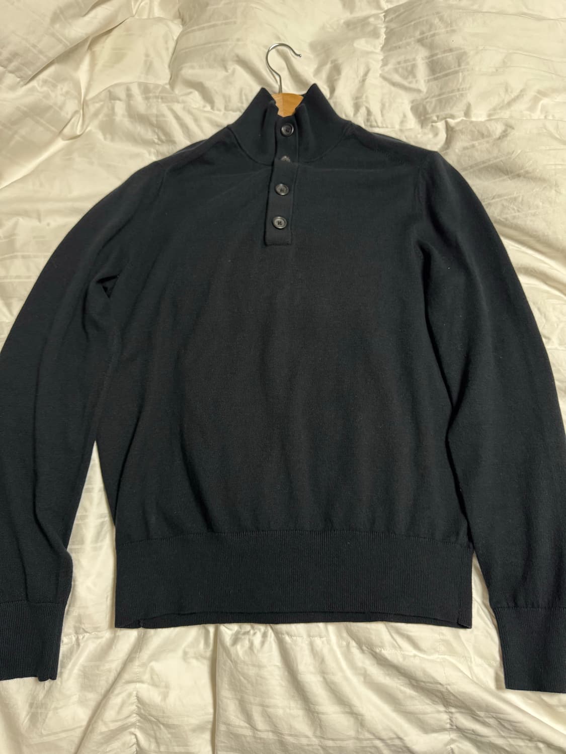 바나나 리퍼블릭 하이넥 니트 100 상품이미지1