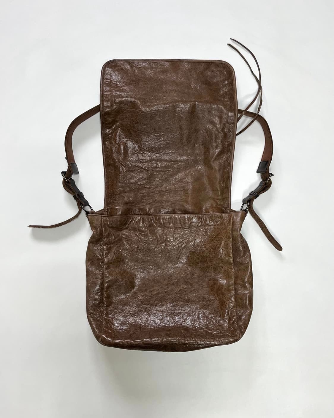 발렌시아가 모터크로스 베사체 크로스백 상품이미지4