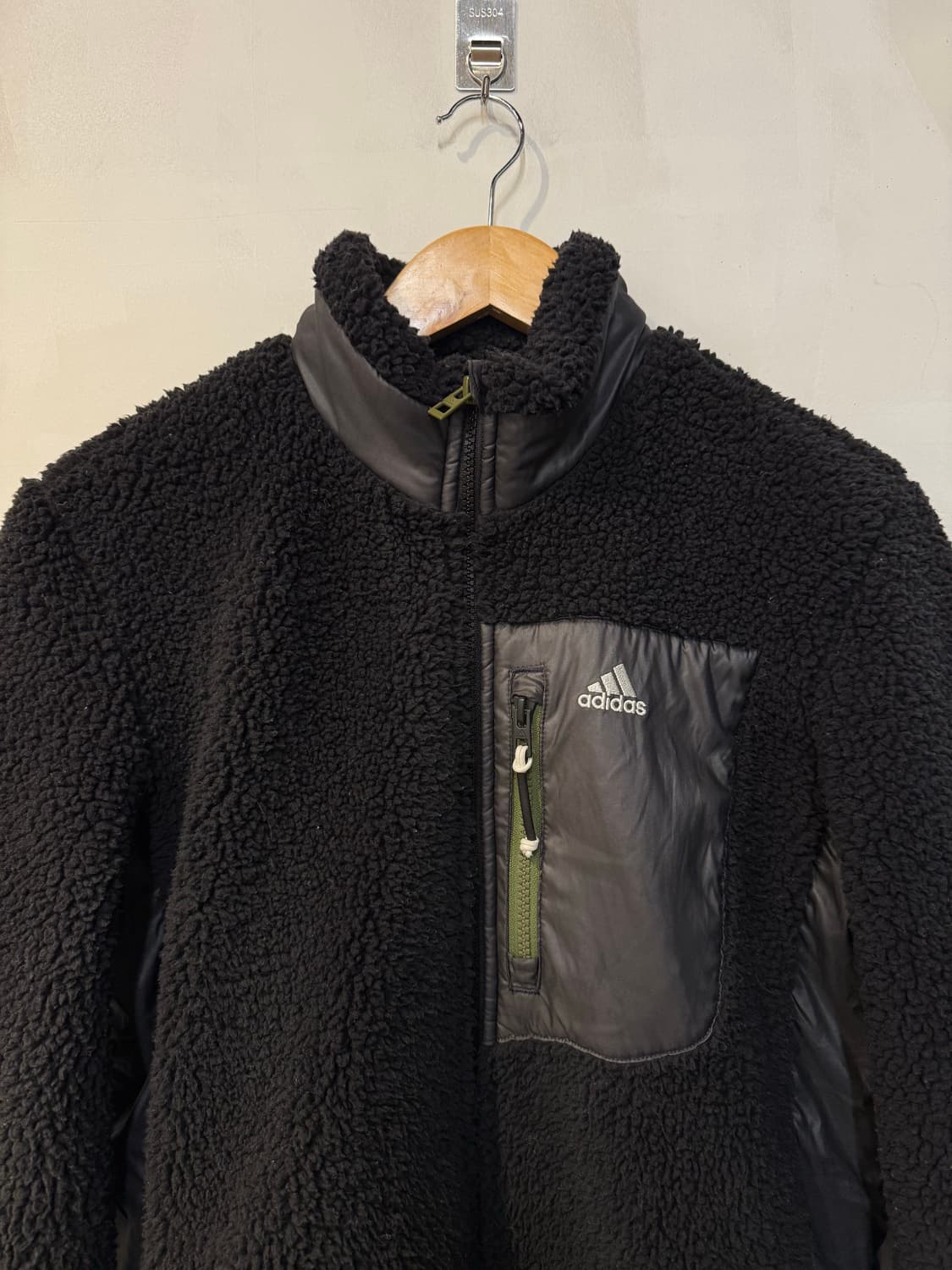아디다스 블랙 플리스 집업 상품이미지2