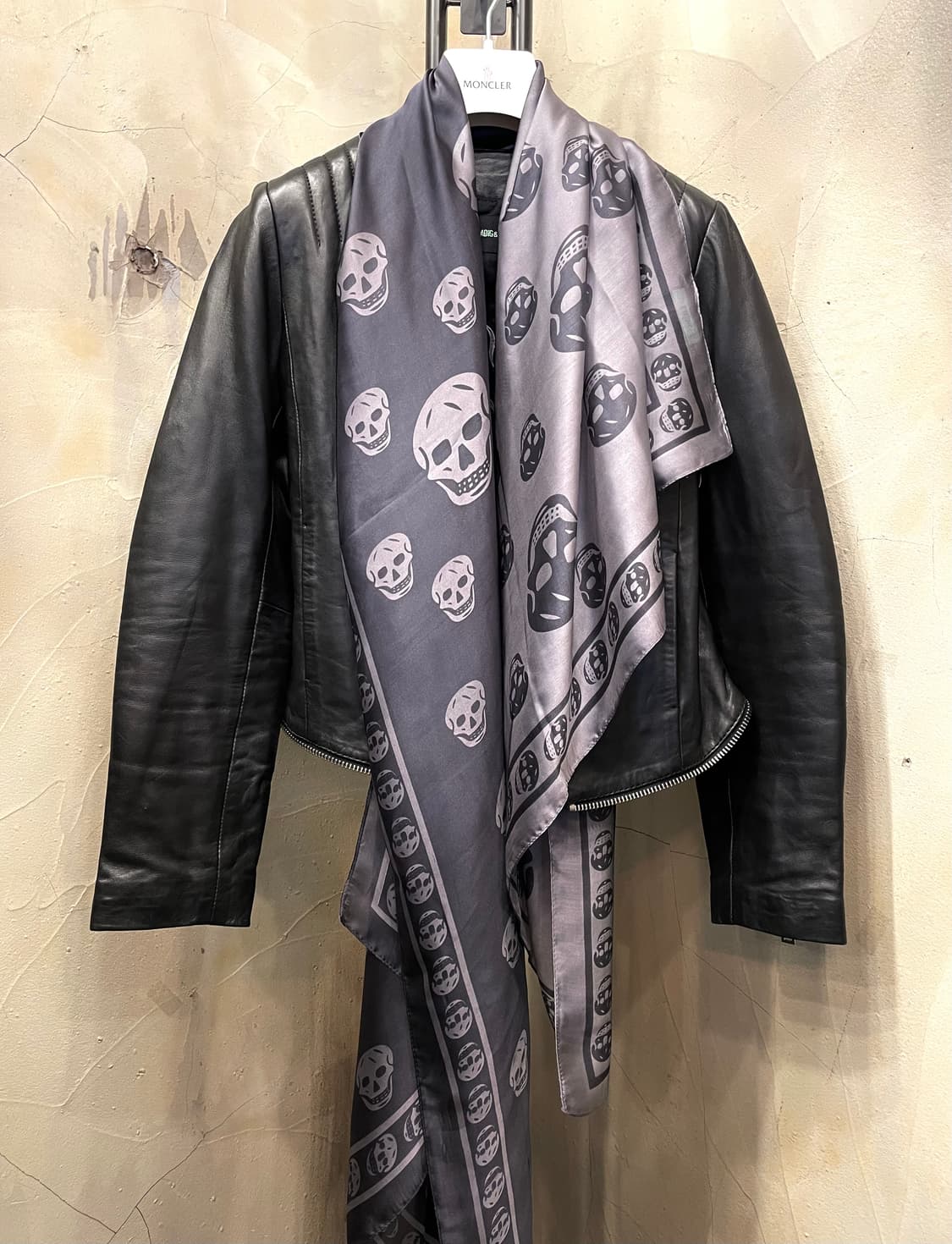 알렉산더맥퀸 대형 실크 스카프 상품이미지2