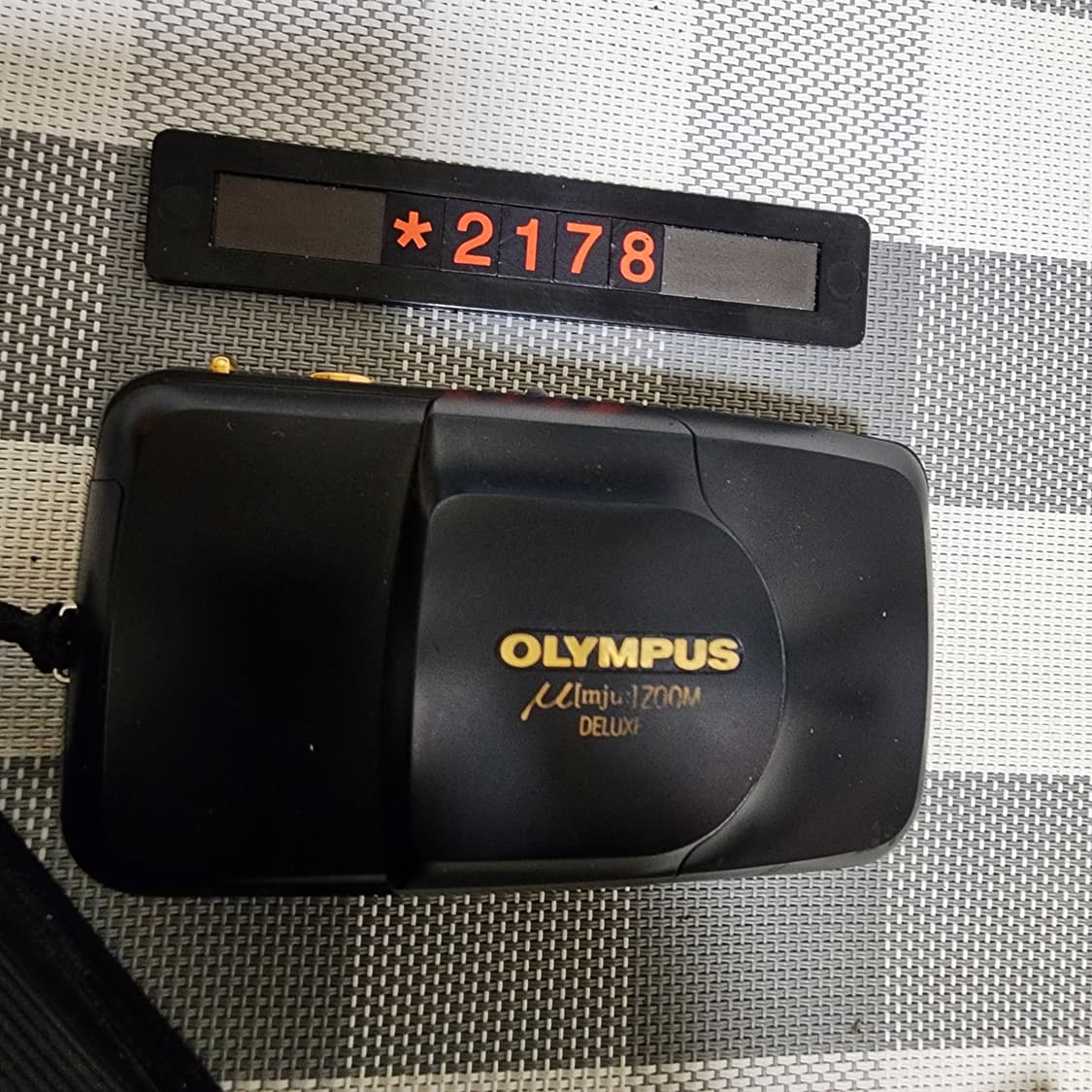 올림푸스 뮤 줌 디럭스 블랙바디 필름카메라 파우치포함 상품이미지1