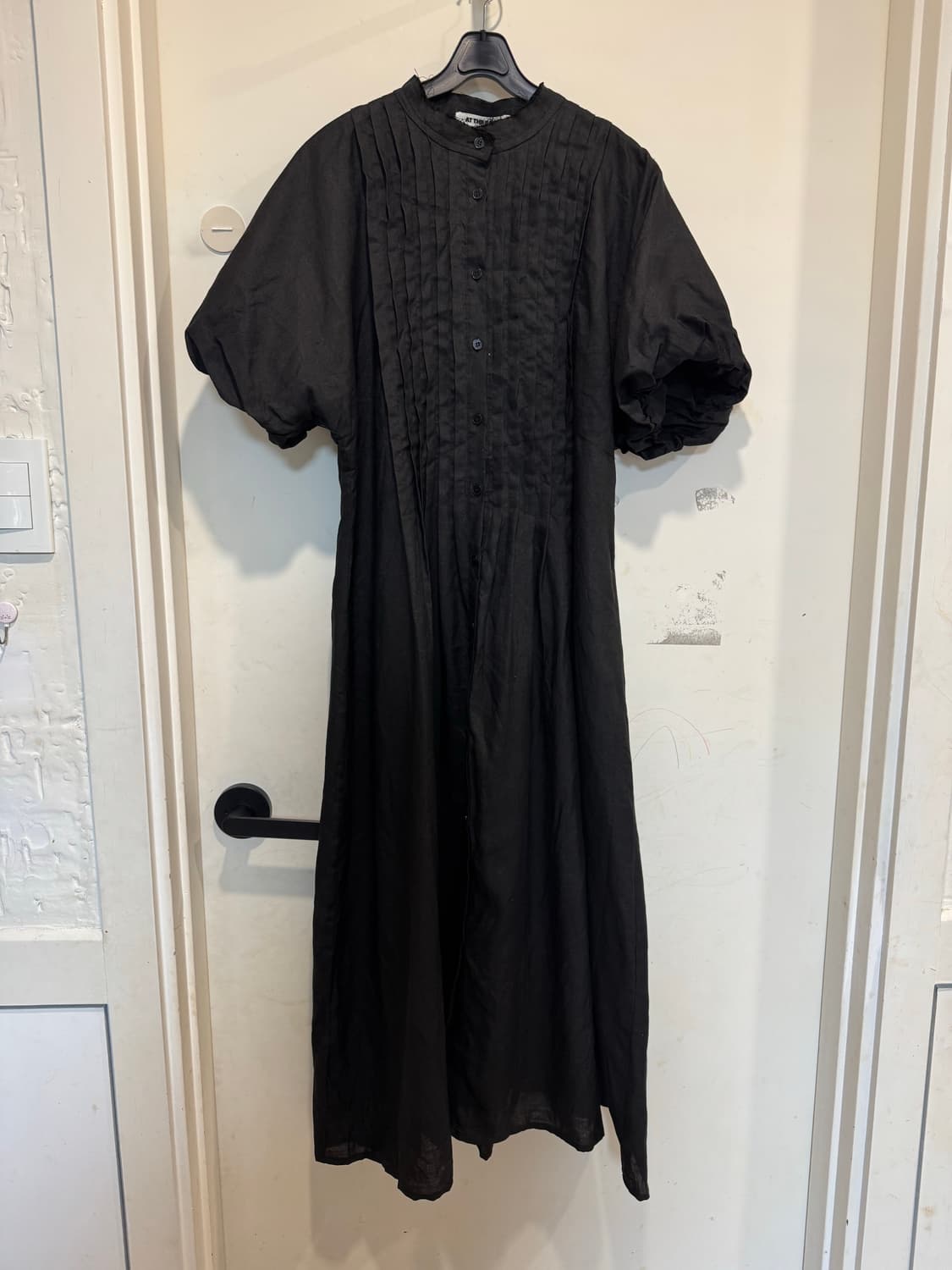 엣더베이글 린넨100% 핀턱 롱원피스 상품이미지1