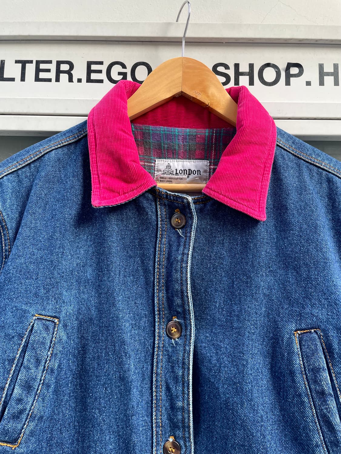 London Fog denim jacket with pink detail 상품이미지2