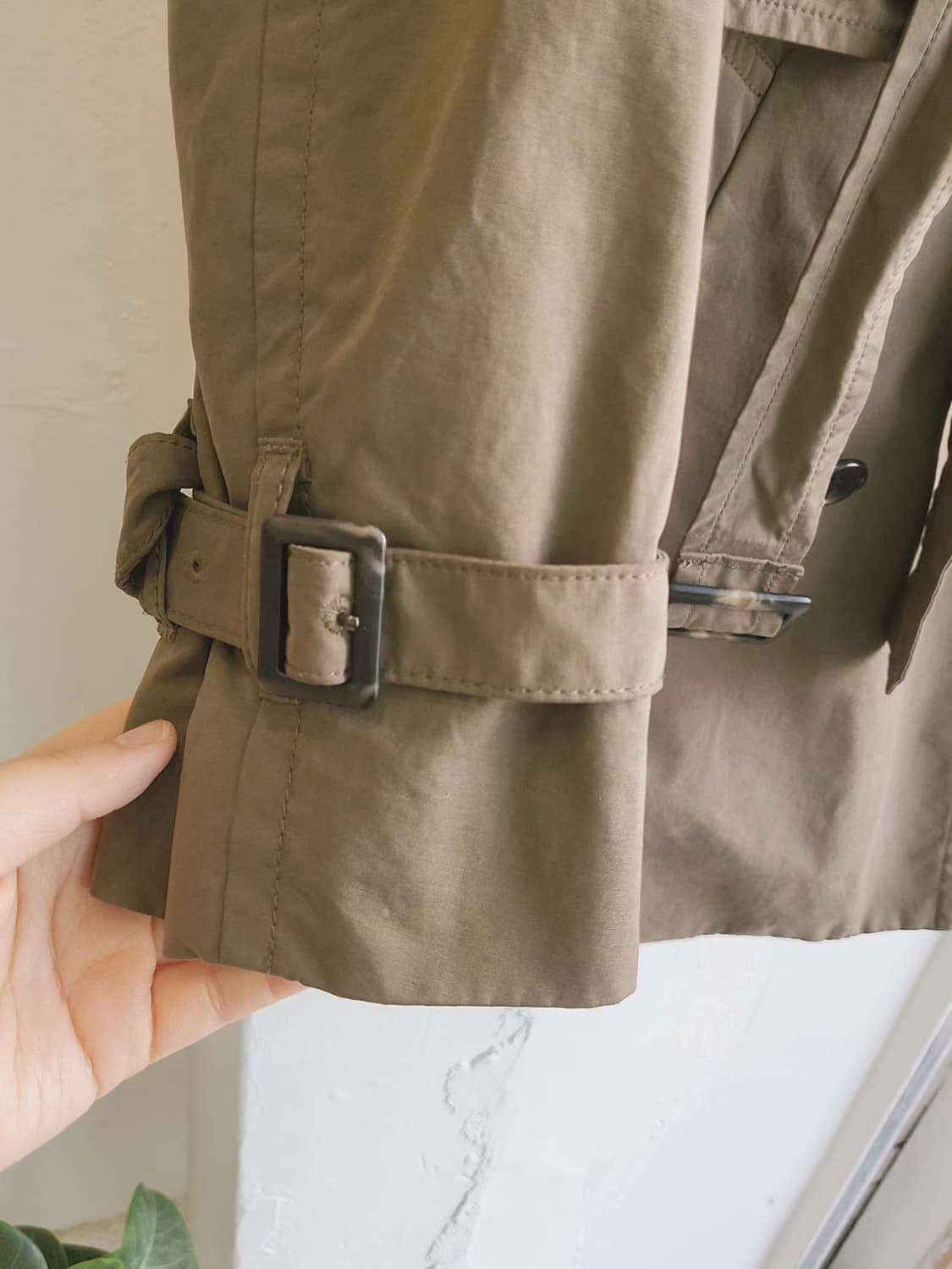 카키 내피 트렌치코트 상품이미지5