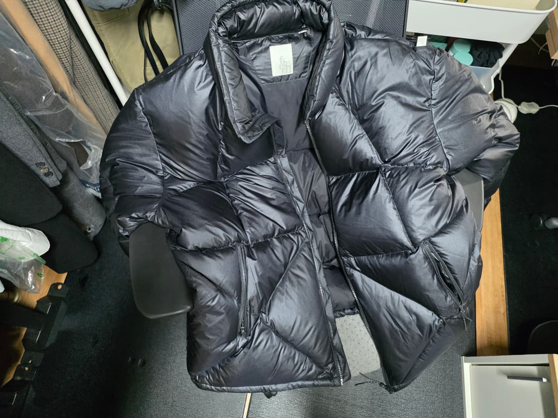 패치선데이 2024fw패딩 XL 팔아요 !!  상품이미지1